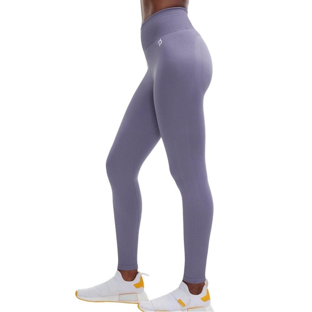 Peloton Women’s‎ Seamless High Rise Leggings Ash Purple Size M/L Gym Cycling EUC